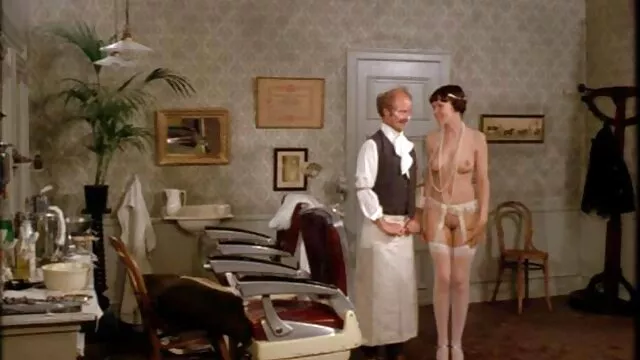 Tiểu thở / Maggie Mead phim xxx hoc sinh nhat ban